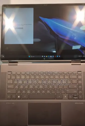 New Laptop HP Spectra 13 16GB Intel Core I7 SSD 1T