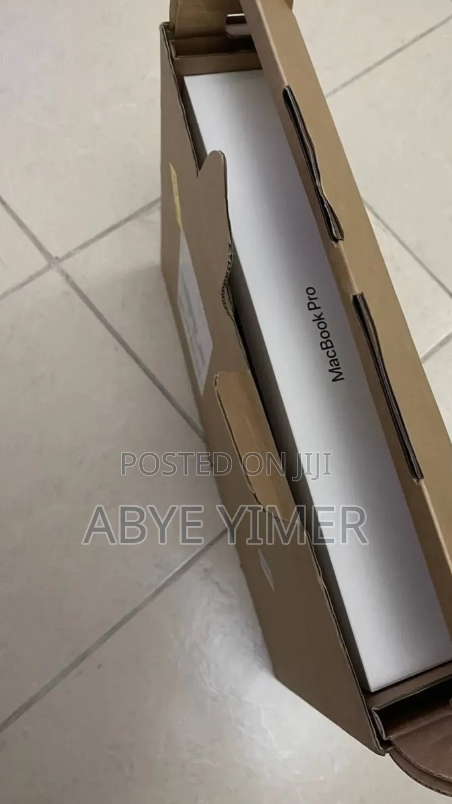 New Apple MacBook Pro 2024 M4 Max 16-Inch 24GB Apple M4 SSD 512GB