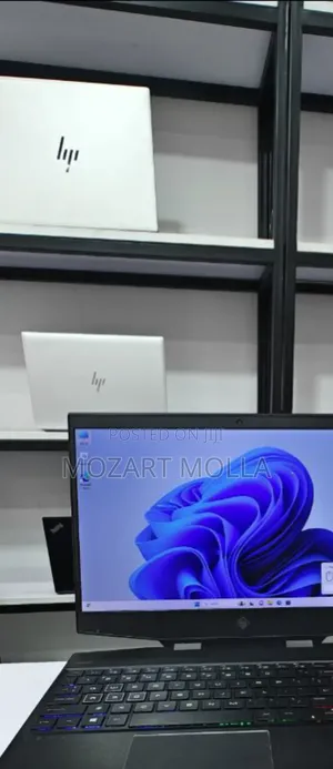 Photo - New Laptop HP 15s 16GB Intel Core I7 SSD 16 GB