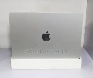 New Laptop Apple MacBook Air 2025 M4 13-Inch 16GB Apple M4 SSD 256GB