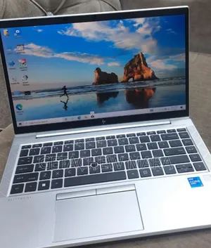 New Laptop HP EliteBook 840 G8 16GB Intel Core I5 SSD 512GB