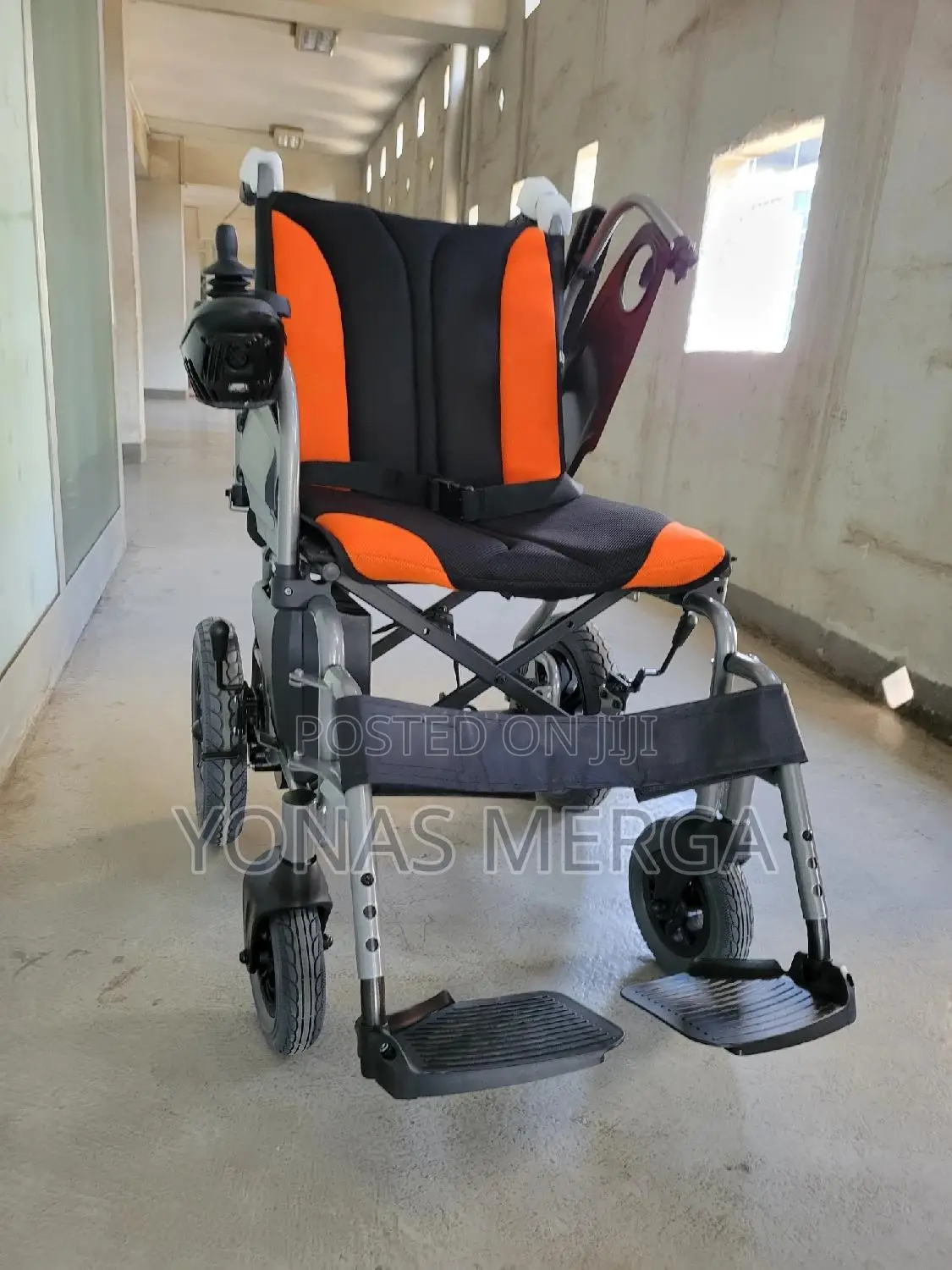Electrical Wheelchair兕督premium Quality the Super Comfy Seat Wheelchair