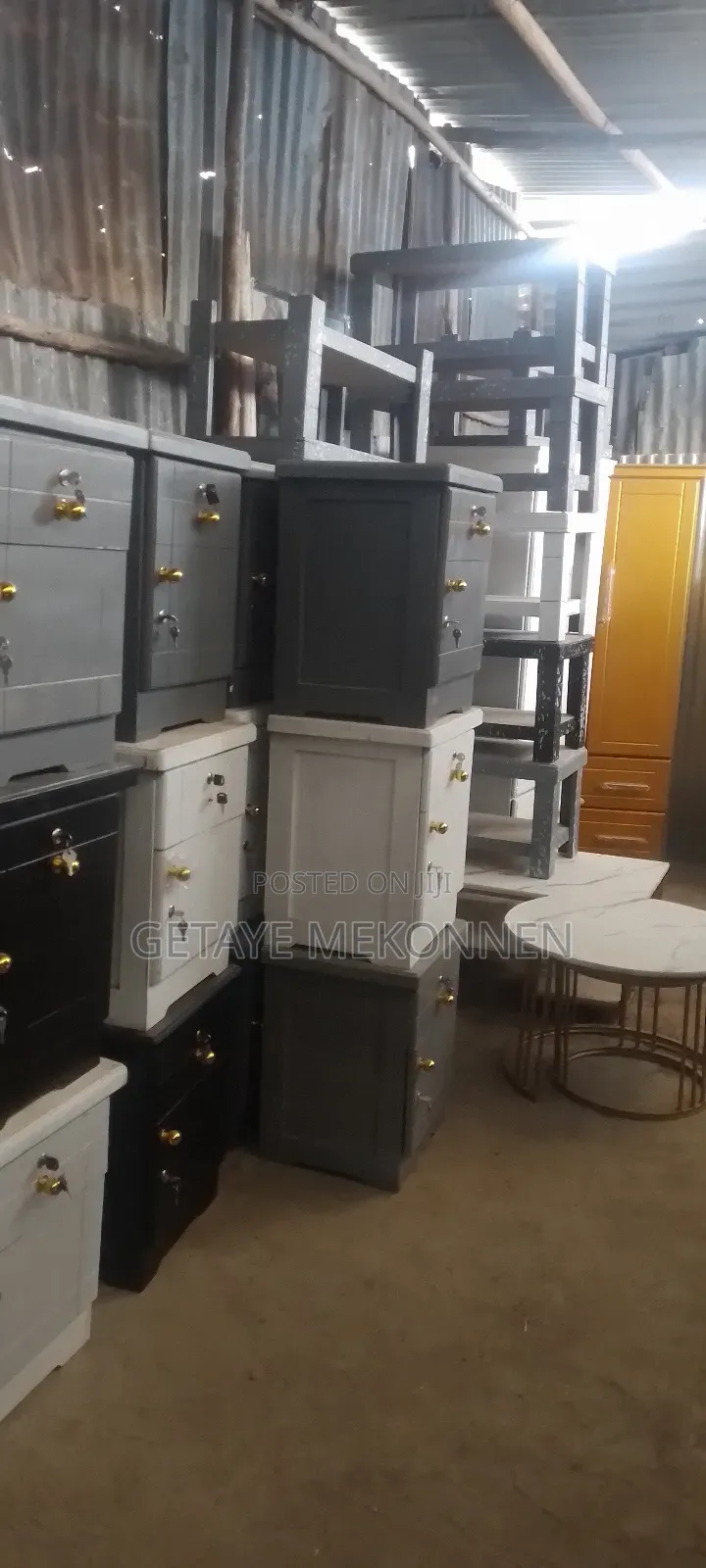 ኮመድና ለቤት እና ለቤሮ