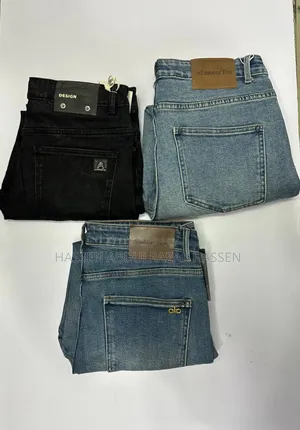 Photo - Men's Jeans
