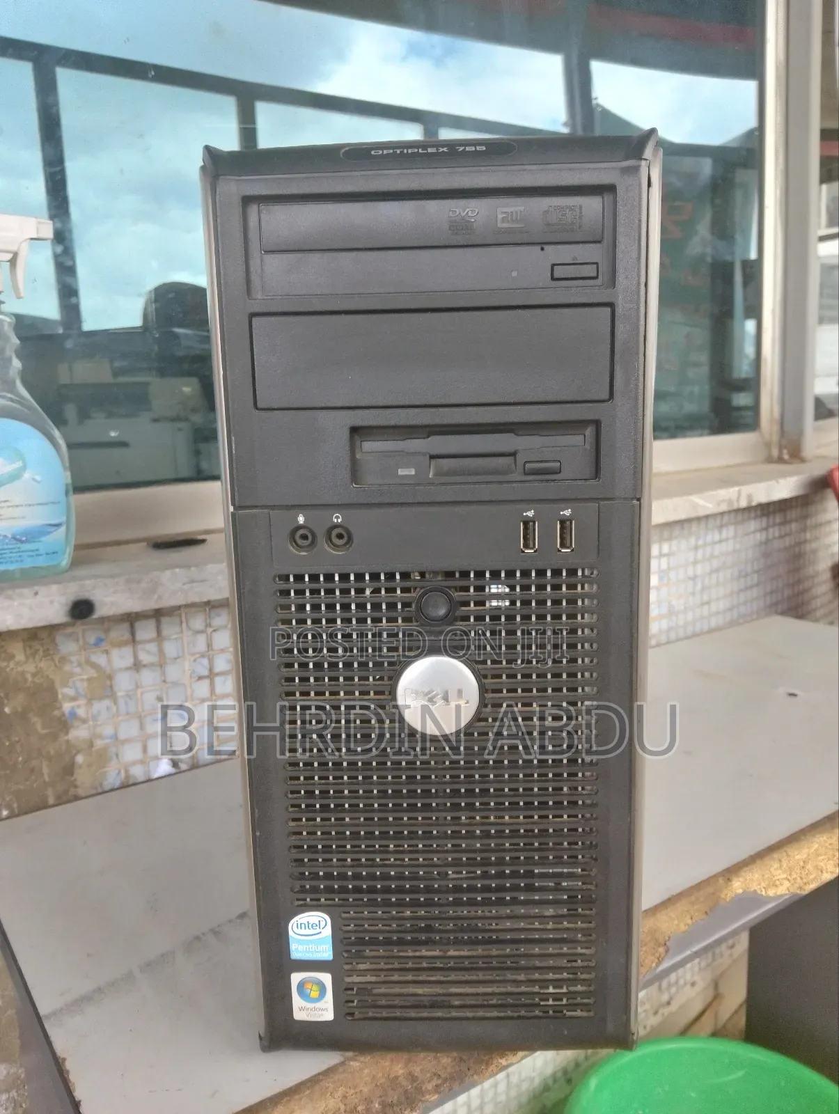 Desktop Computer Dell OptiPlex 7760 2GB Intel Core 2 Duo HDD 256GB