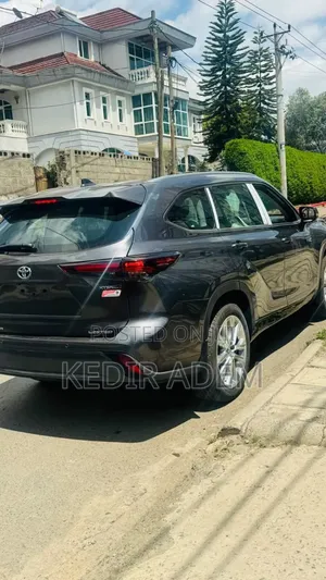 New Toyota Highlander 2024 Gray