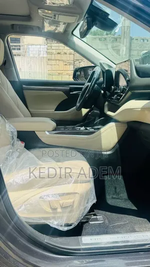 New Toyota Highlander 2024 Gray