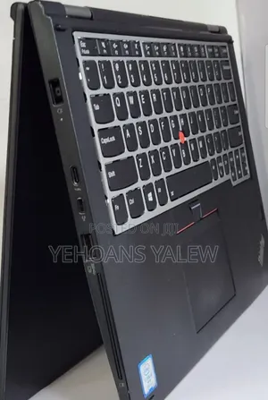 Photo - New Laptop Lenovo ThinkPad Yoga 370 16GB Intel Core I5 SSD 512GB
