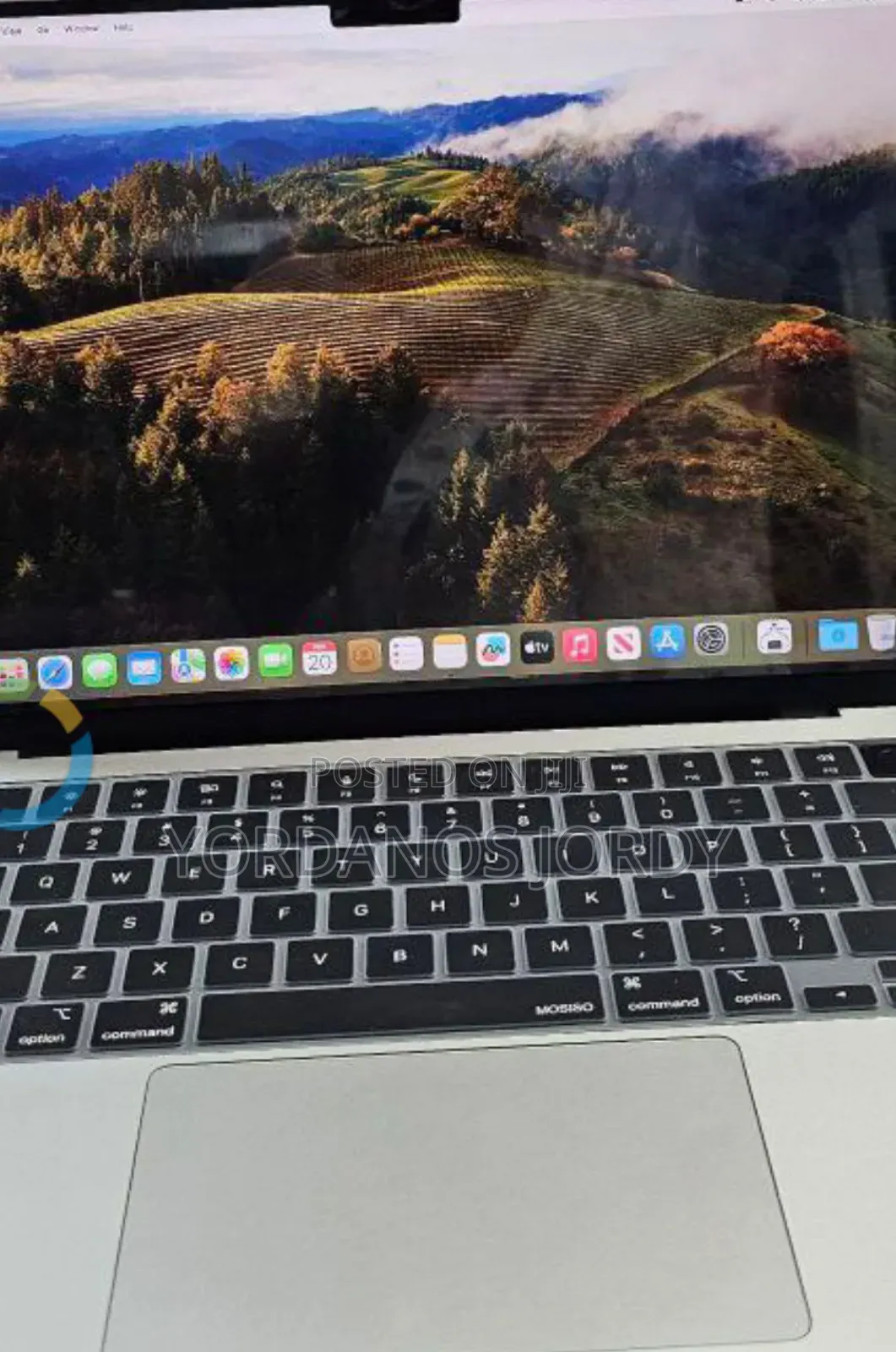 New Laptop Apple MacBook 8GB Apple M3 SSD 512GB