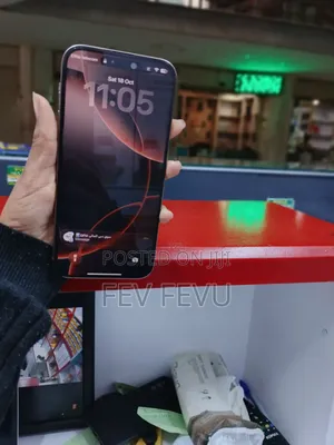 Photo - Apple iPhone 16 Pro Max 256 GB White