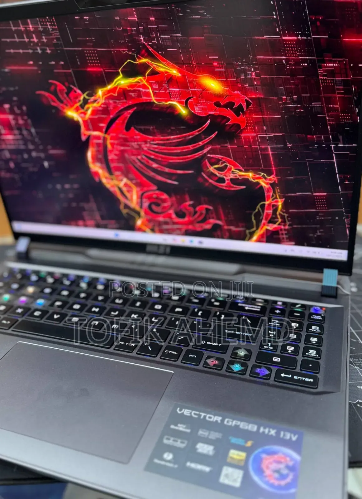 New Laptop MSI Vector 16 HX AI A2XWIG 16GB Intel Core I9 SSD 1T