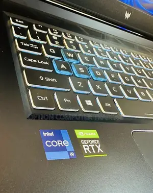 New Laptop Acer Predator Helios 300 16GB Intel Core I7 SSD 512GB