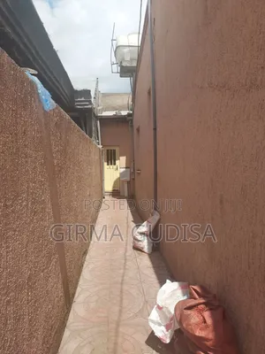 Furnished 5bdrm House in Oromia-Finfinne for sale