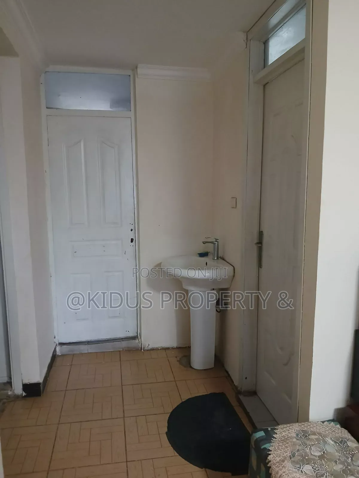 2bdrm Condo in Jemo 3, Nifas Silk-Lafto for rent