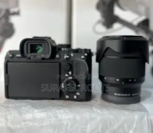 Sony “A7” Mark “4” With 28-70mm Len S