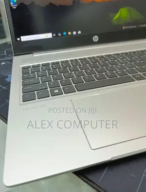 New Laptop HP 8GB AMD Ryzen 5 SSD 512GB
