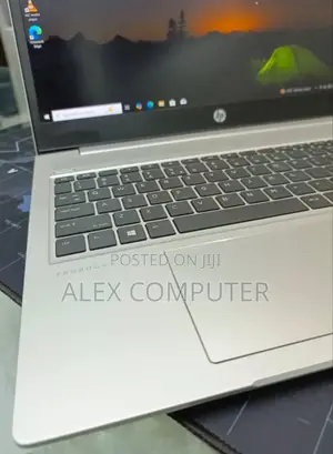 New Laptop HP 8GB AMD Ryzen 5 SSD 512GB