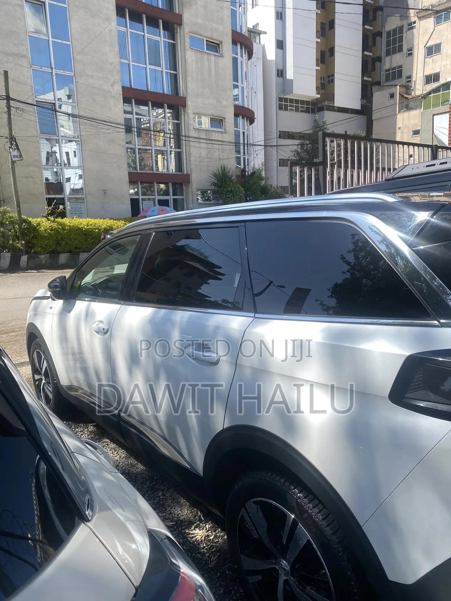 New Peugeot 5008 2023 White