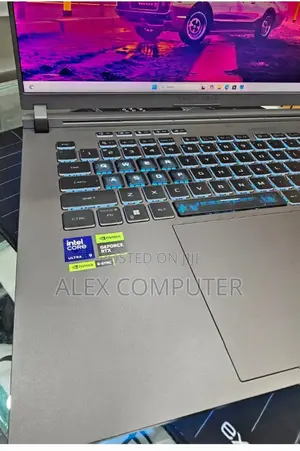 New Laptop Asus ROG Strix G16 G614 32GB Intel Core Ultra 9 SSD 1T