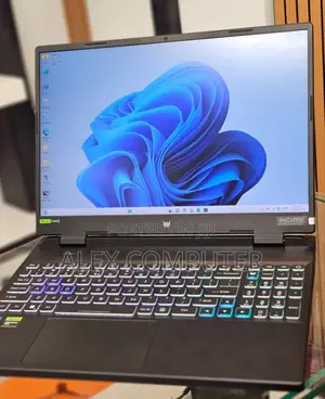 New Laptop Acer Predator Helios 300 16GB Intel Core I9 SSD 1T
