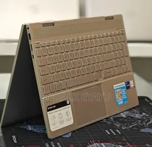 New Laptop HP Envy 15 8GB Intel Core i5 SSD 256GB