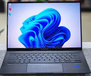 New Laptop Asus Zenbook 14 UX434 16GB Intel Core I7 SSD 512GB