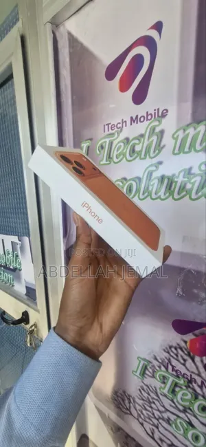 Photo - New Apple iPhone 17 Pro Max 512 GB Orange