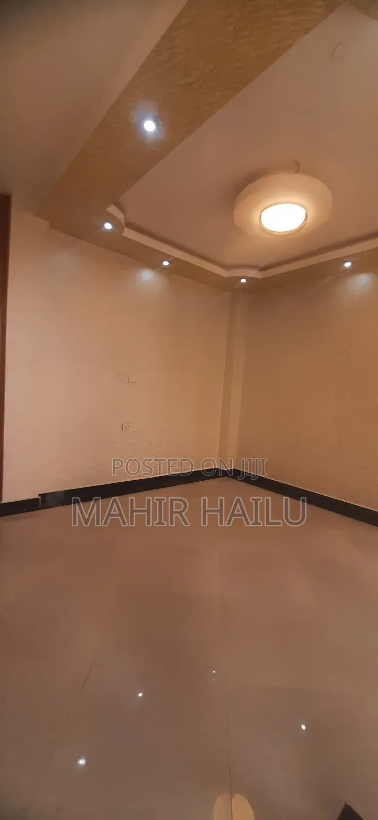 9bdrm House in 02, Yeka for rent