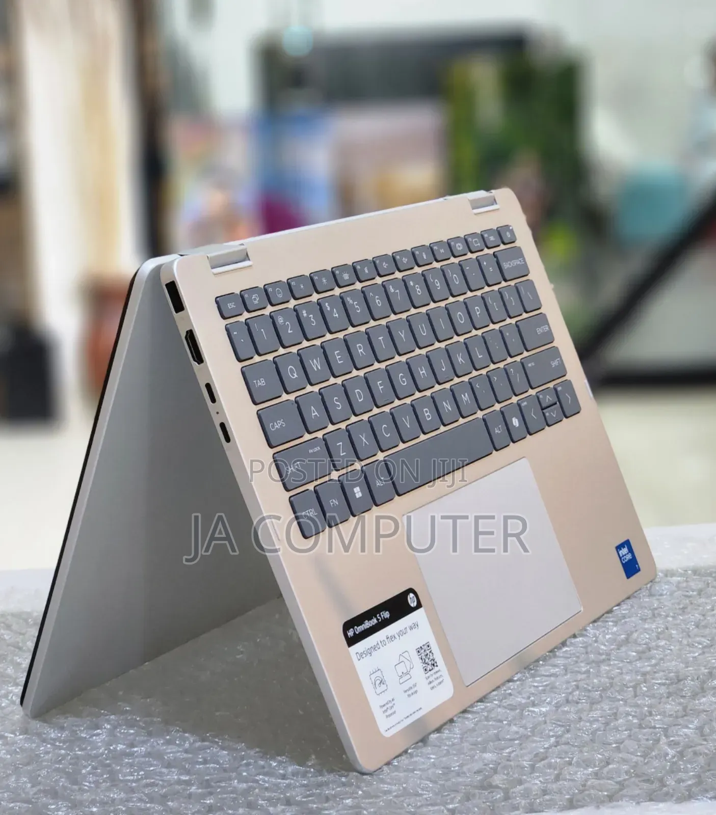 New Laptop HP OmniBook 5 14" 16GB Intel Core 7 SSD 1T