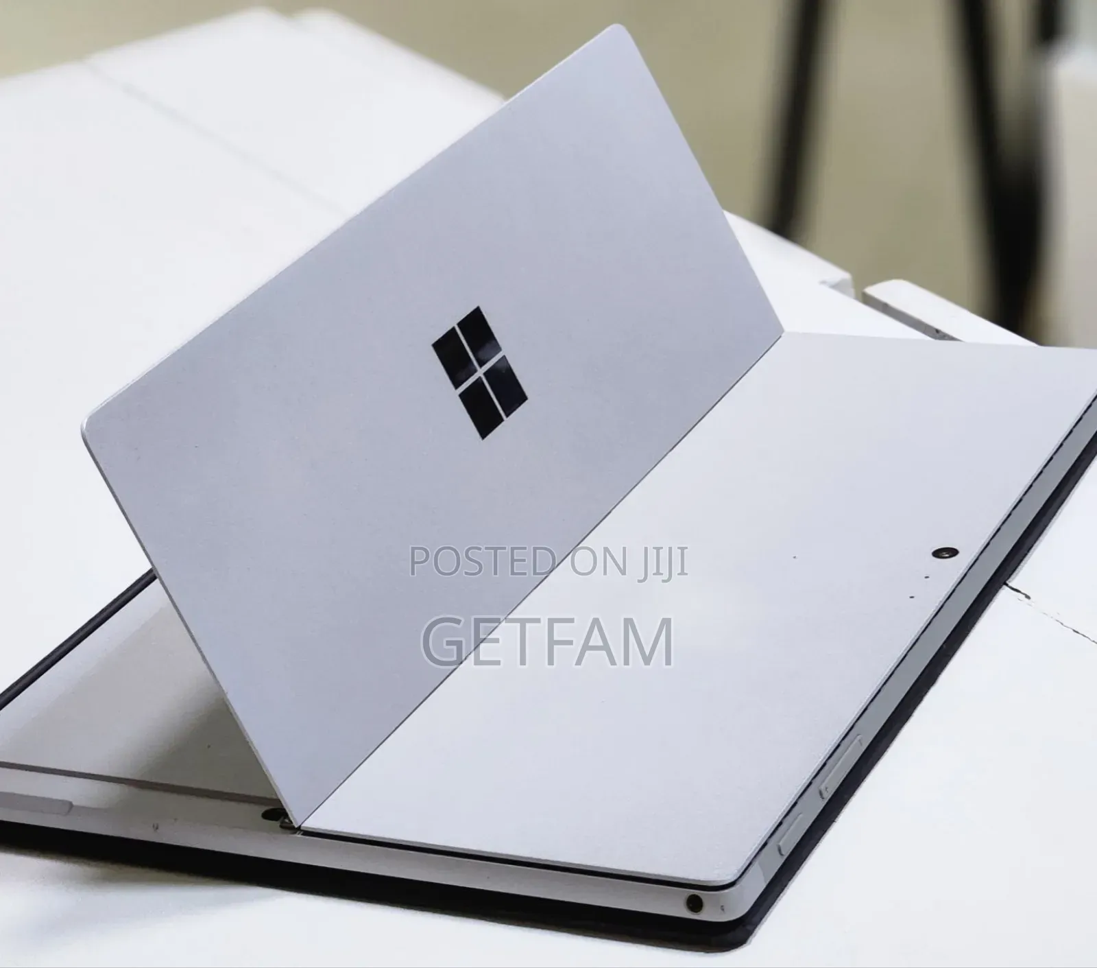 New Laptop Microsoft Surface 16GB Intel Core I7 SSD 1T