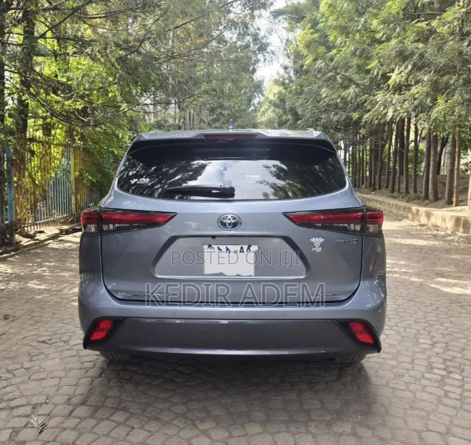 Toyota Highlander 2023 Blue