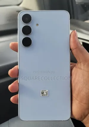 Photo - New Samsung Galaxy S25 FE 128 GB