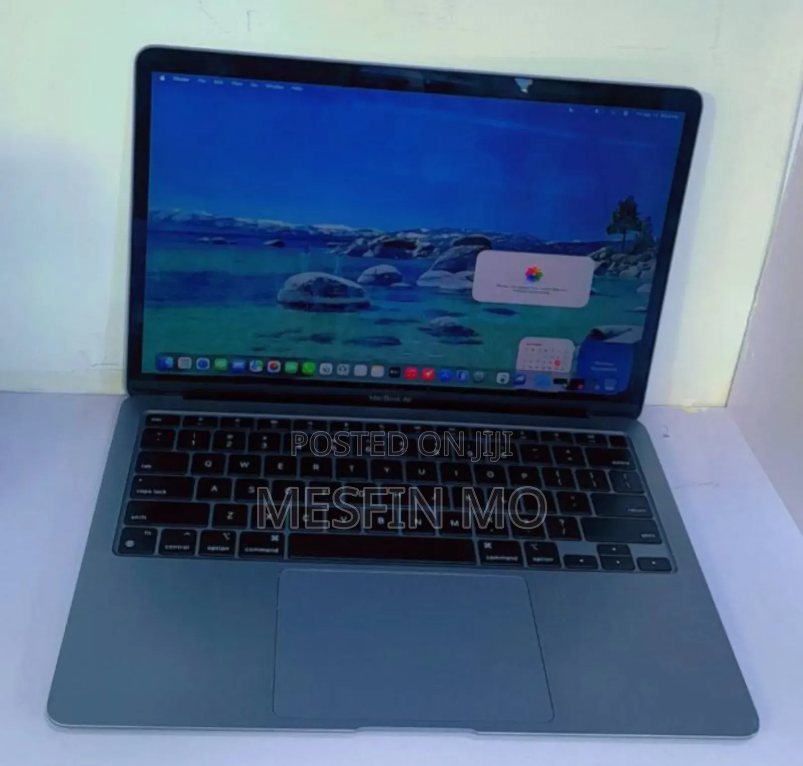 New Laptop Apple MacBook Air 2020 M1 8GB Apple M1 SSD 256GB