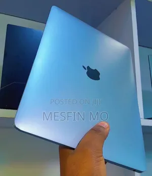 Photo - New Laptop Apple MacBook Air 2020 M1 8GB Apple M1 SSD 256GB