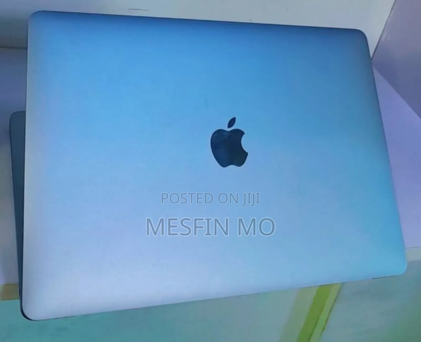 New Laptop Apple MacBook Air 2020 M1 8GB Apple M1 SSD 256GB