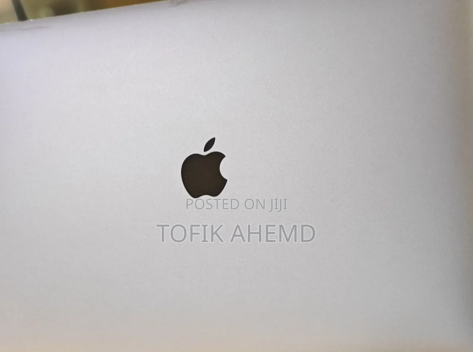 New Laptop Apple MacBook 32GB Intel Core I9 SSD 512GB