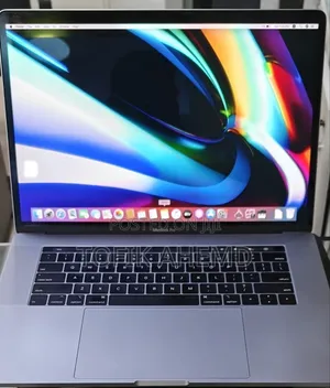 New Laptop Apple MacBook 32GB Intel Core I9 SSD 512GB