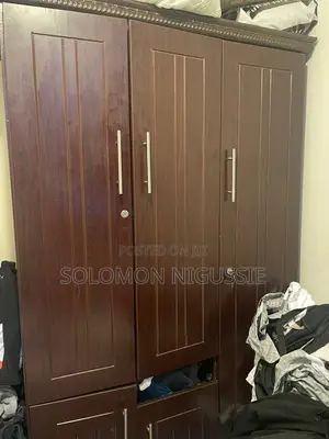 Photo - Wardrobe or Kumsatin