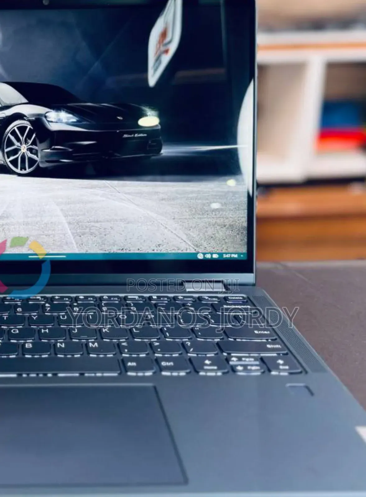 New Laptop Lenovo 8GB AMD Ryzen 5 SSD 512GB