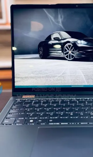 New Laptop Lenovo 8GB AMD Ryzen 5 SSD 512GB