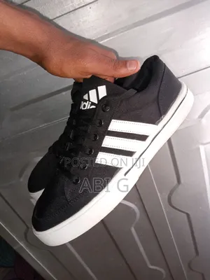 1ደረጃ Original Bonda Shoes Almost New