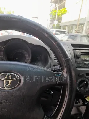 Toyota Hilux 2.5 D-4D Extra Cab 2008 Gray