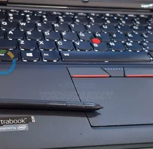 Photo - New Laptop Lenovo ThinkPad Yoga 8GB Intel Core I7 SSD 500GB