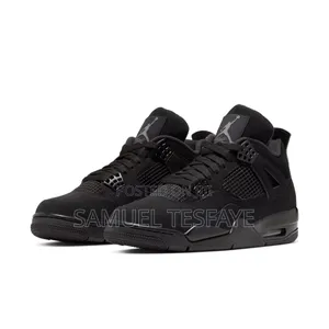 Photo - Air Jordan Iv Black Cat