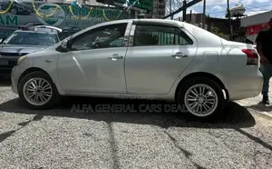Toyota Yaris 2006 Silver