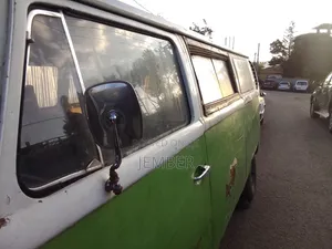 Volkswagen Transporter 1980 Green