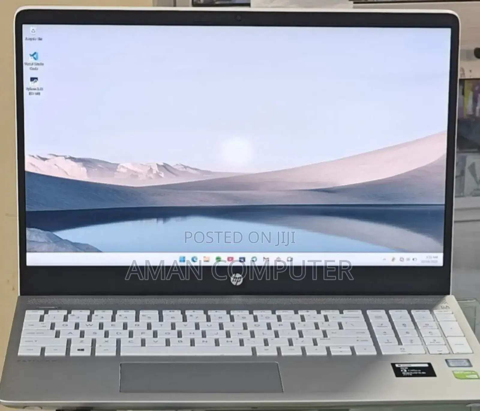 New Laptop HP Pavilion 15 8GB Intel Core I5 SSD 128GB