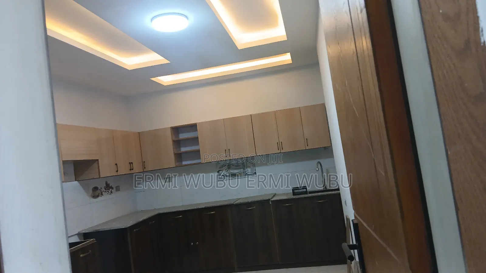 Furnished 3bdrm House in ሐይሌ ጋርመንት አካባቢ, Nifas Silk-Lafto for sale