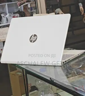 New Laptop HP Pavilion 15 8GB Intel Core I5 SSD 128GB