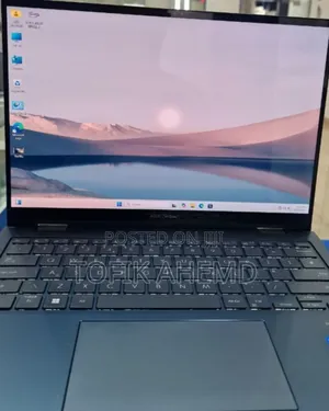 New Laptop Asus ZenBook UX510UW 16GB Intel Core I7 SSD 512GB